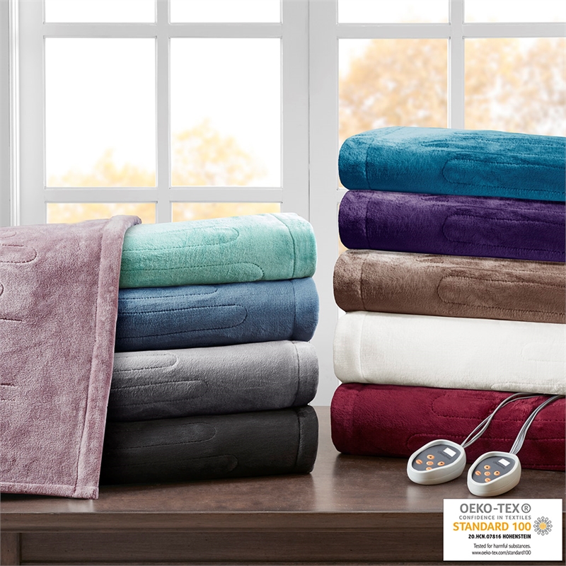 Beautyrest Heated Plush Blanket in Sapphire Blue