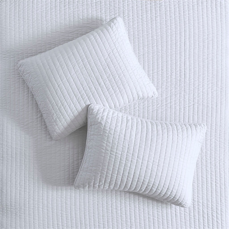 Madison Park Keaton 3 Piece Quilt Set in White