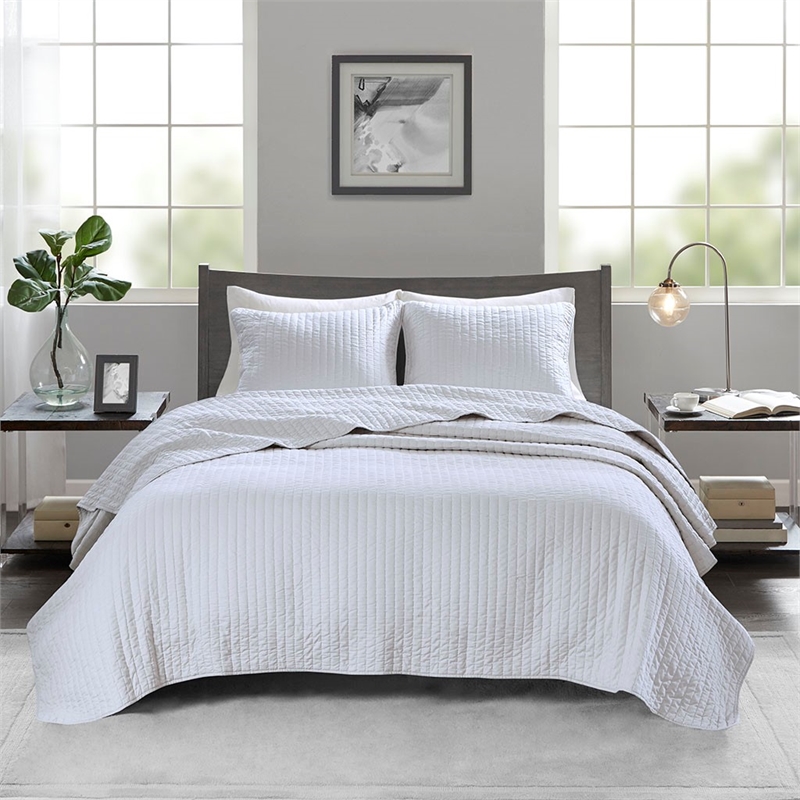 Madison Park Keaton 3 Piece Quilt Set in White
