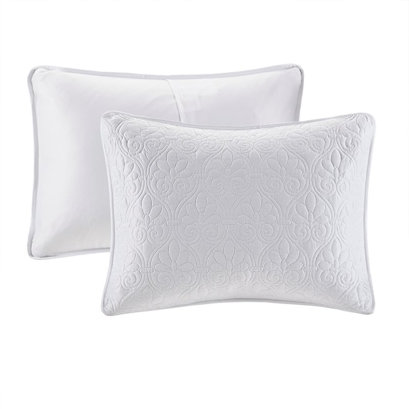 Madison Park Quebec Reversible Bedspread Set in White