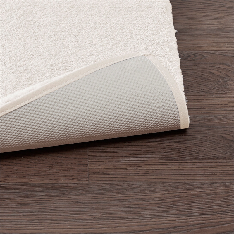Madison Park Signature Marshmallow Bath Rug in Ivory