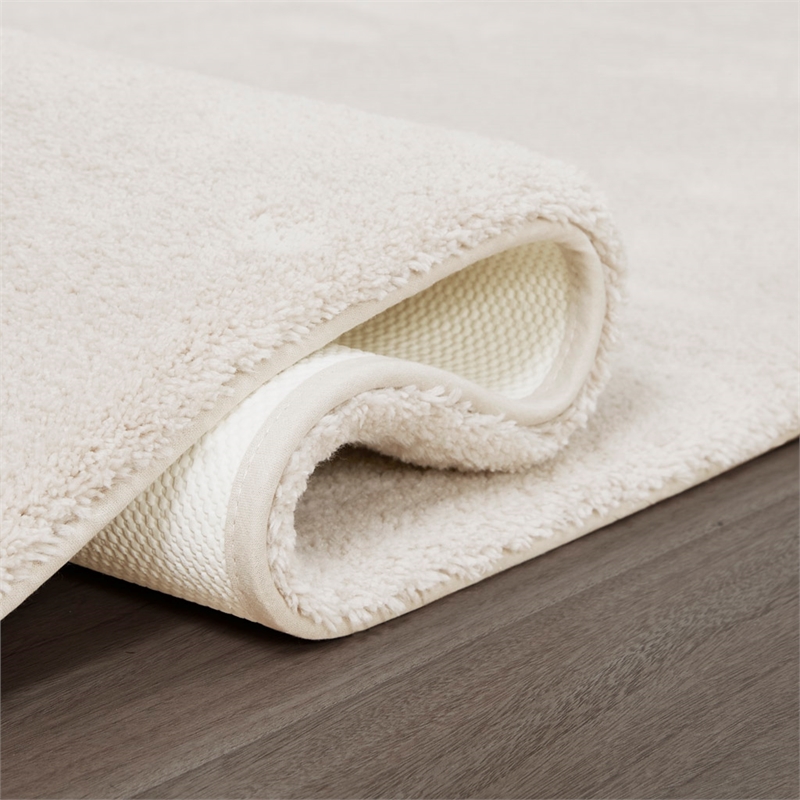 Madison Park Signature Marshmallow Bath Rug in Ivory