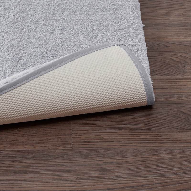 Madison Park Signature Marshmallow Bath Rug in White