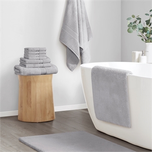 Madison Park Signature Marshmallow Bath Rug in Grey