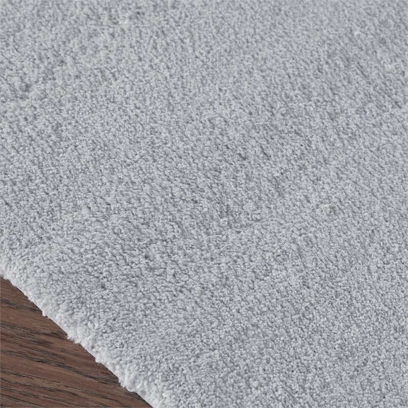 Madison Park Signature Marshmallow Bath Rug in Grey