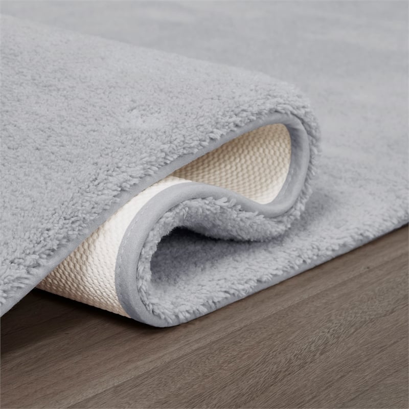 Madison Park Signature Marshmallow Bath Rug in Grey