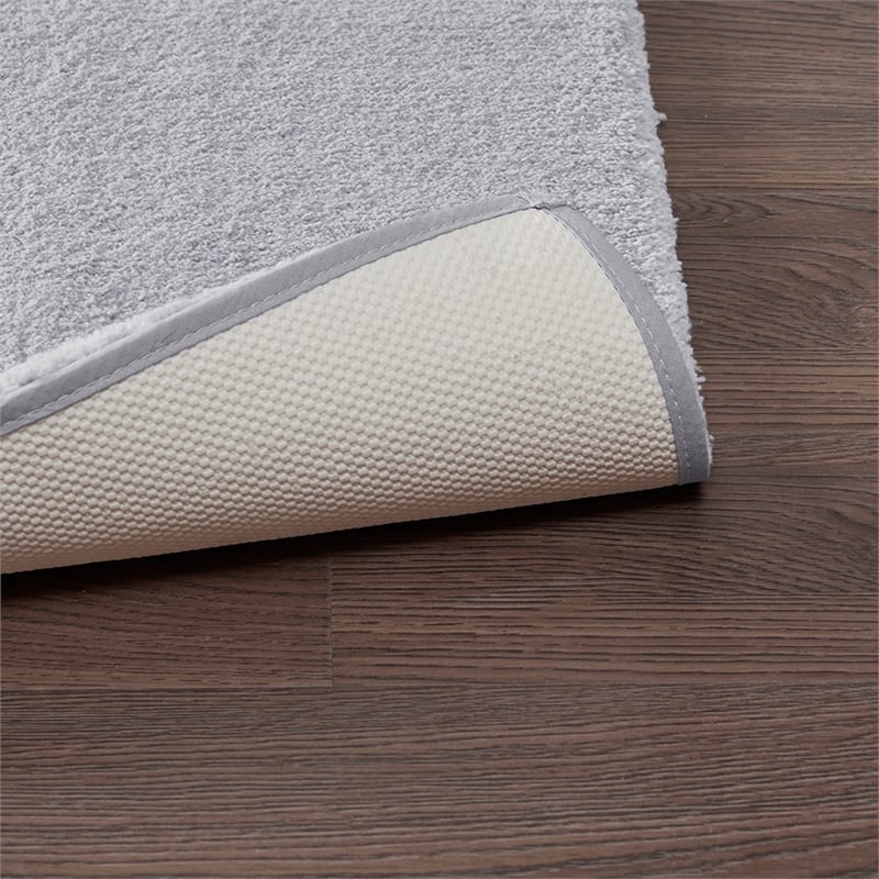 Madison Park Signature Marshmallow Bath Rug in Grey