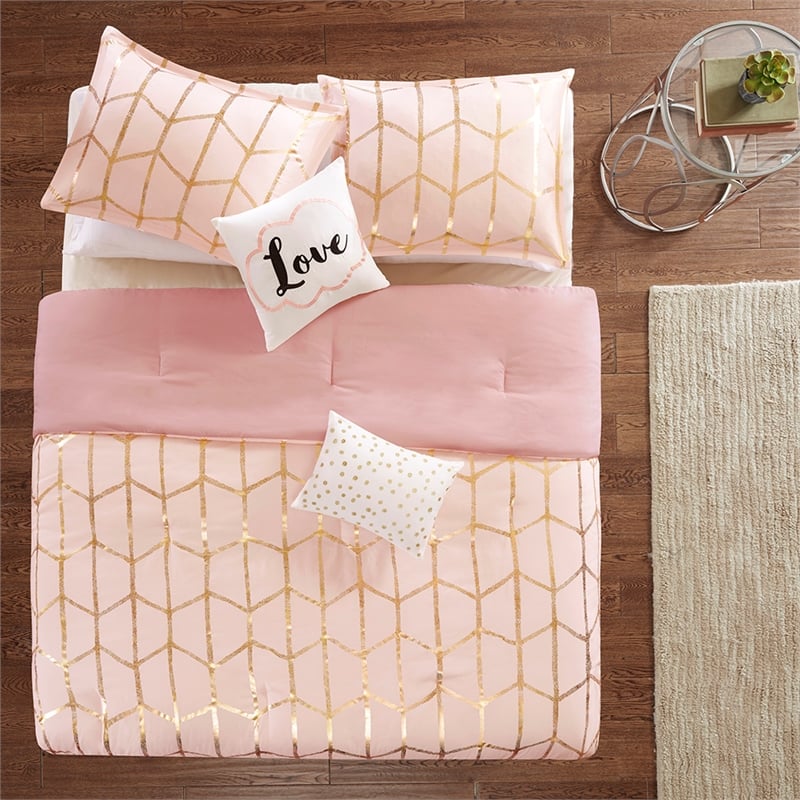 Intelligent Design Raina Metallic Printed Comforter Set in Blush and Gold