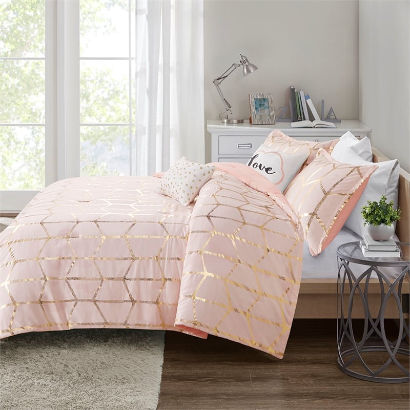 Intelligent Design Raina Metallic Printed Comforter Set in Blush and Gold