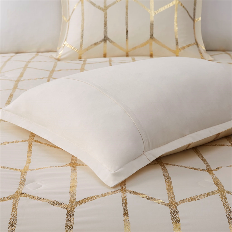 Intelligent Design Raina Metallic Printed Comforter Set in Ivory and Gold