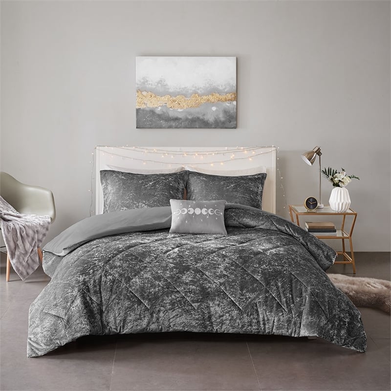 Intelligent Design Felicia Velvet Duvet Cover Set in Grey