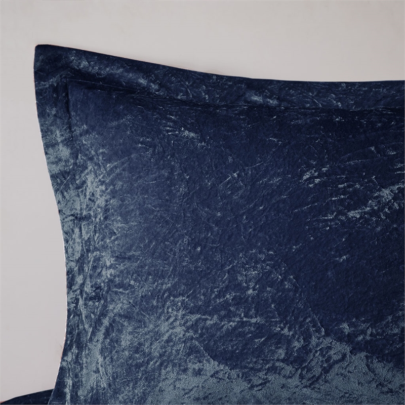 Intelligent Design Felicia Velvet Comforter Set in Navy