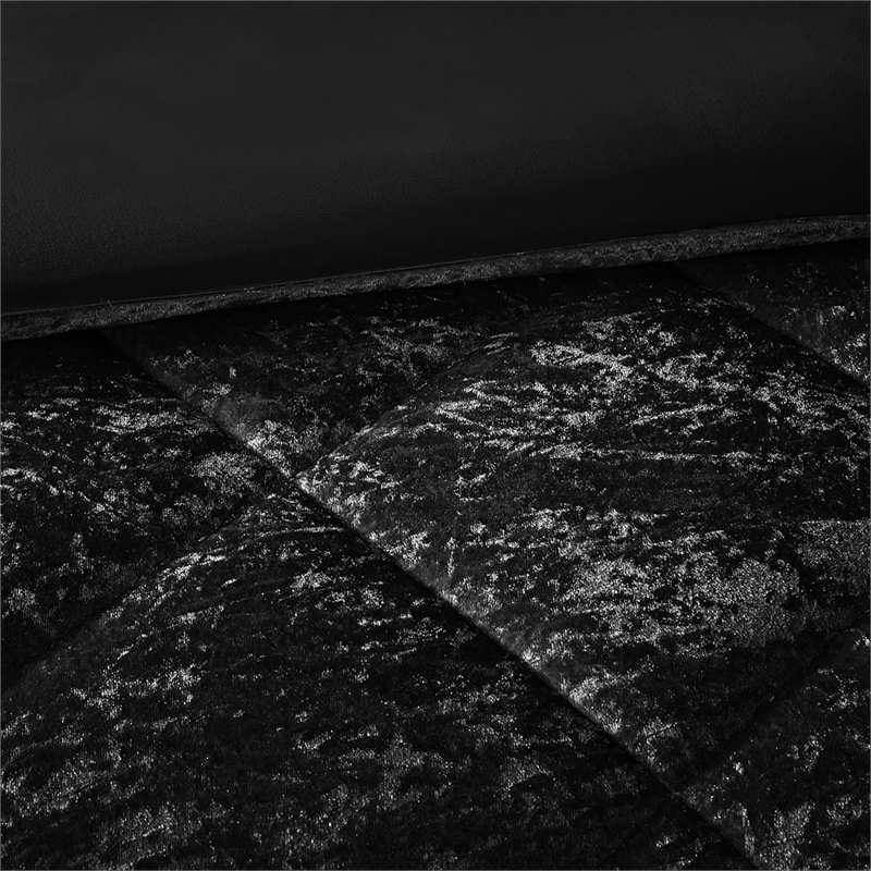 Intelligent Design Felicia Velvet Comforter Set in Black