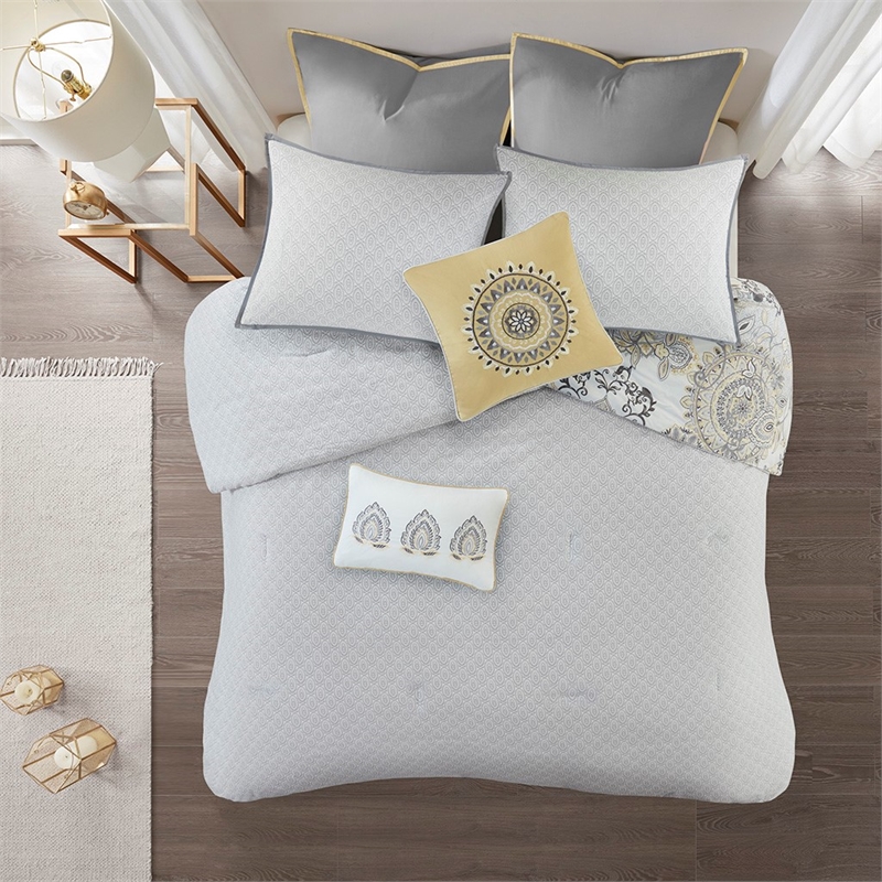 Madison Park Isla 8-Piece Cotton Floral Printed Comforter Set in Yellow
