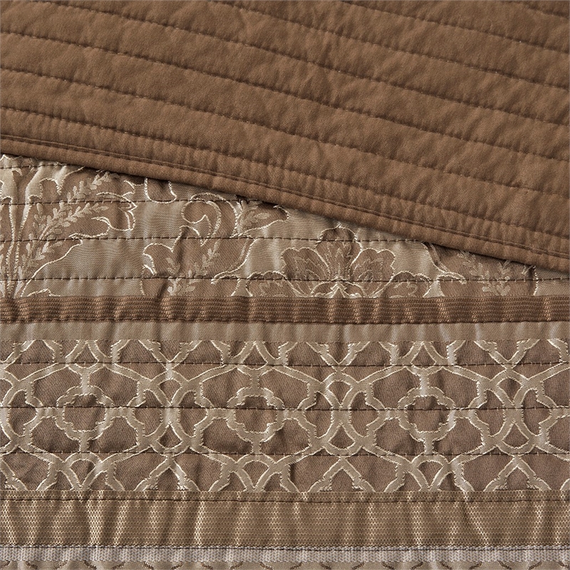 Madison Park Bellagio 6-Piece Jacquard Quilt Set with Throw Pillows - Brown/Gold
