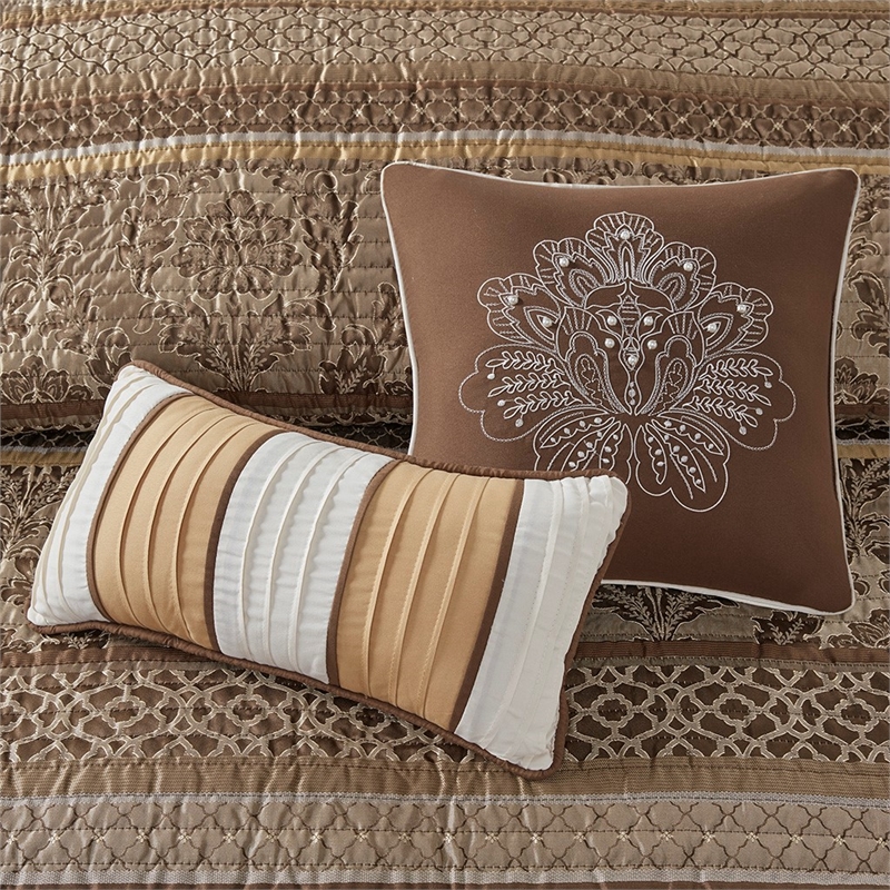Madison Park Bellagio 6-Piece Jacquard Quilt Set with Throw Pillows - Brown/Gold