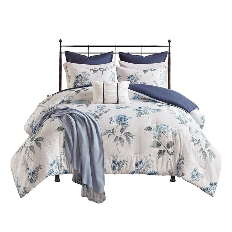 Madison Park Zennia 7-Piece Seersucker Comforter Set with Throw Blanket in Blue