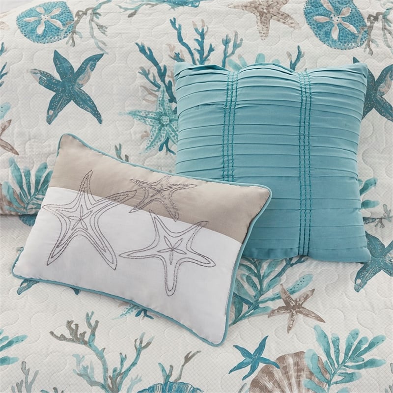Madison Park Pebble Beach 6-Piece Cotton Quilt Set with Throw Pillows in Aqua