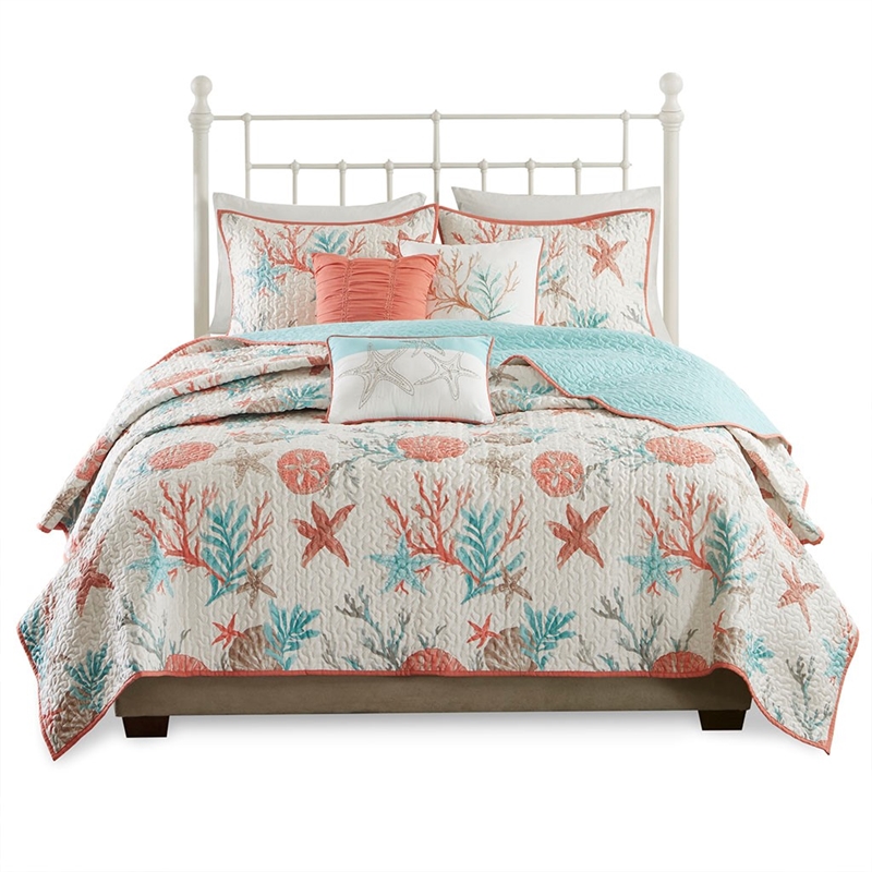 Madison Park Pebble Beach 6-Piece Cotton Quilt Set with Throw Pillows in Coral