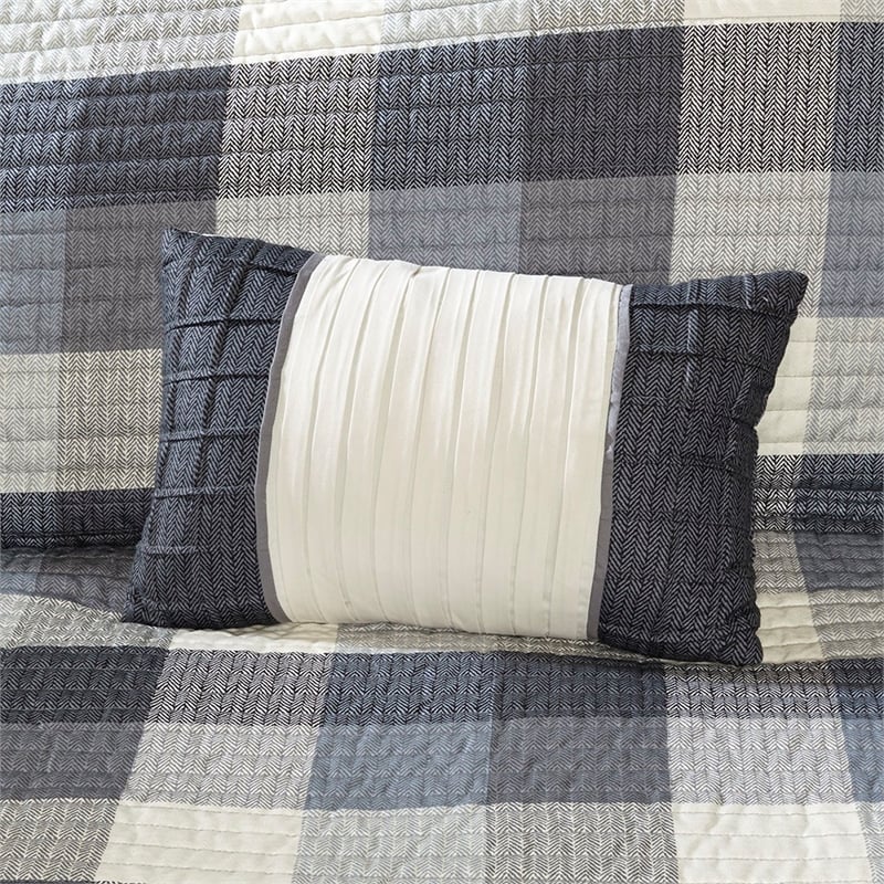 Madison Park Ridge 6-Piece Printed Herringbone Quilt Set w/ Throw Pillows - Gray