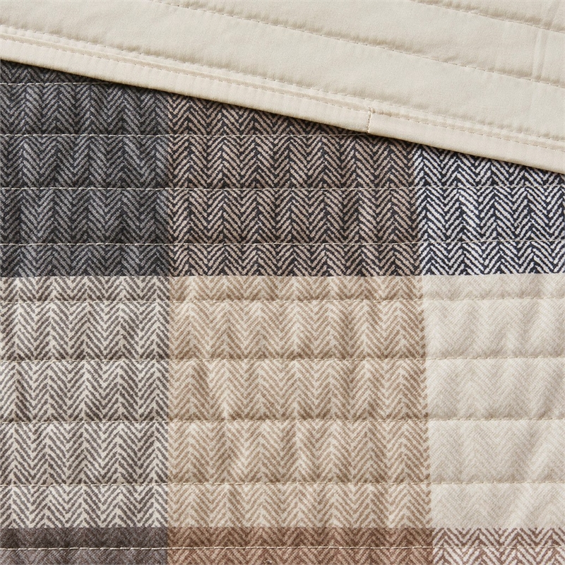 Madison Park Ridge 6-Piece Herringbone Quilt Set w/ Throw Pillows in Neutral