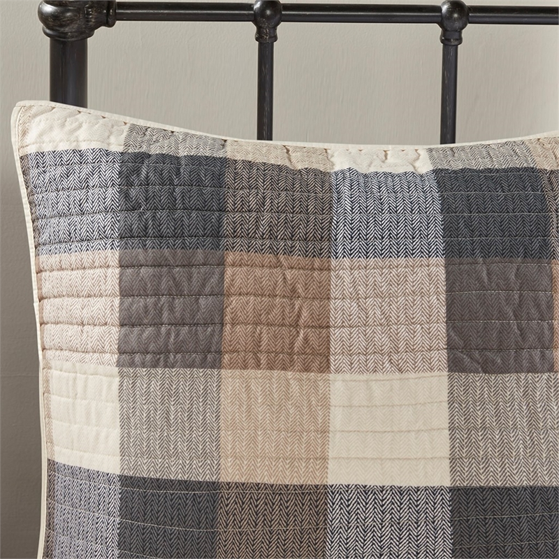 Madison Park Ridge 6-Piece Herringbone Quilt Set w/ Throw Pillows in Neutral
