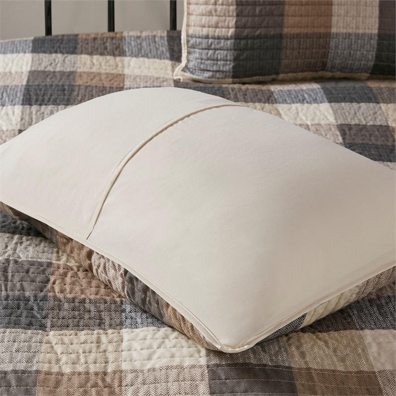 Madison Park Ridge 6-Piece Herringbone Quilt Set w/ Throw Pillows in Neutral