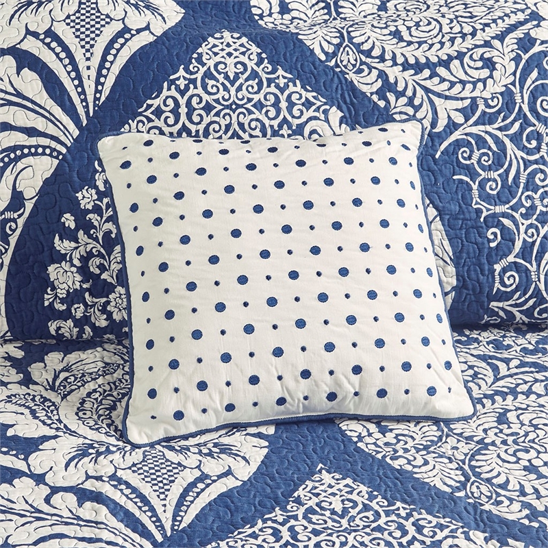 Madison Park Vienna 6-Piece Printed Cotton Quilt Set with Throw Pillows - Indigo