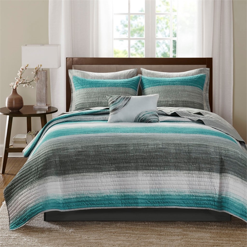 Madison Park Essentials Saben 8-Piece Quilt Set with Cotton Bed Sheets - Aqua