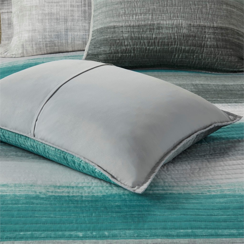 Madison Park Essentials Saben 8-Piece Quilt Set with Cotton Bed Sheets - Aqua