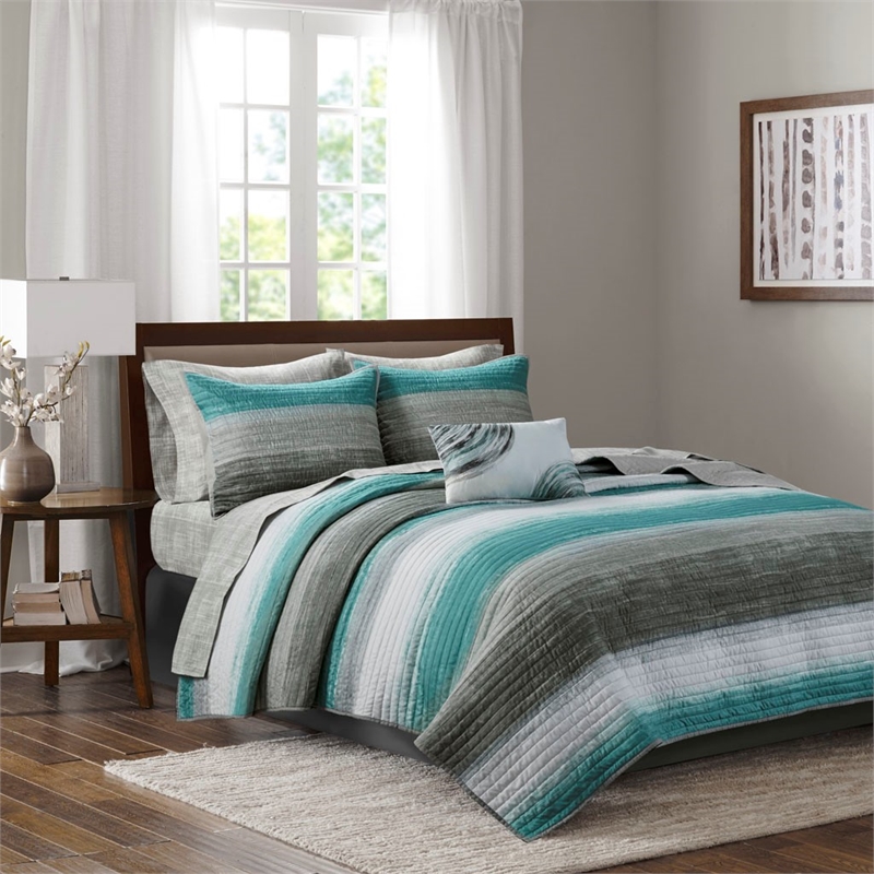 Madison Park Essentials Saben 8-Piece Quilt Set w/ Cotton Bed Sheets - Aqua