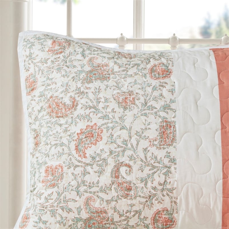 Madison Park 6 Piece Cotton Quilt Set with Throw Pillows in Coral Full/Queen