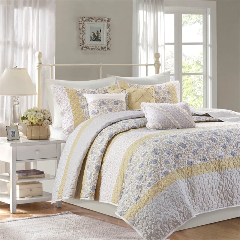 Madison Park 6 Piece Cotton Quilt Set with Throw Pillows in Yellow King/Cal