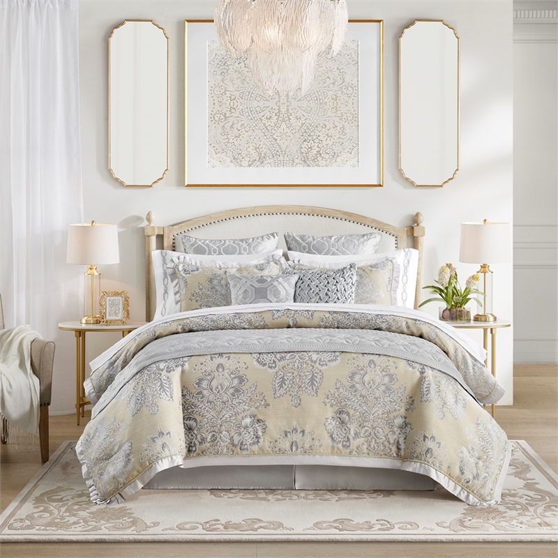 Croscill Classics Loretta 4 Piece Comforter Set in Beige Cal King