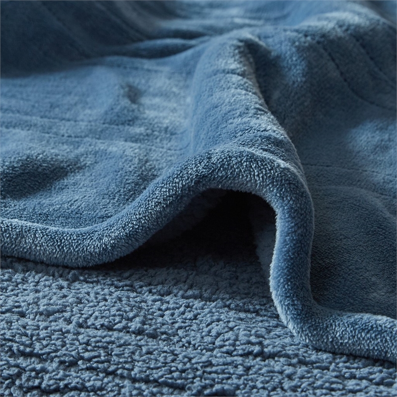Beautyrest Heated Microlight to Berber Blanket in Blue Queen