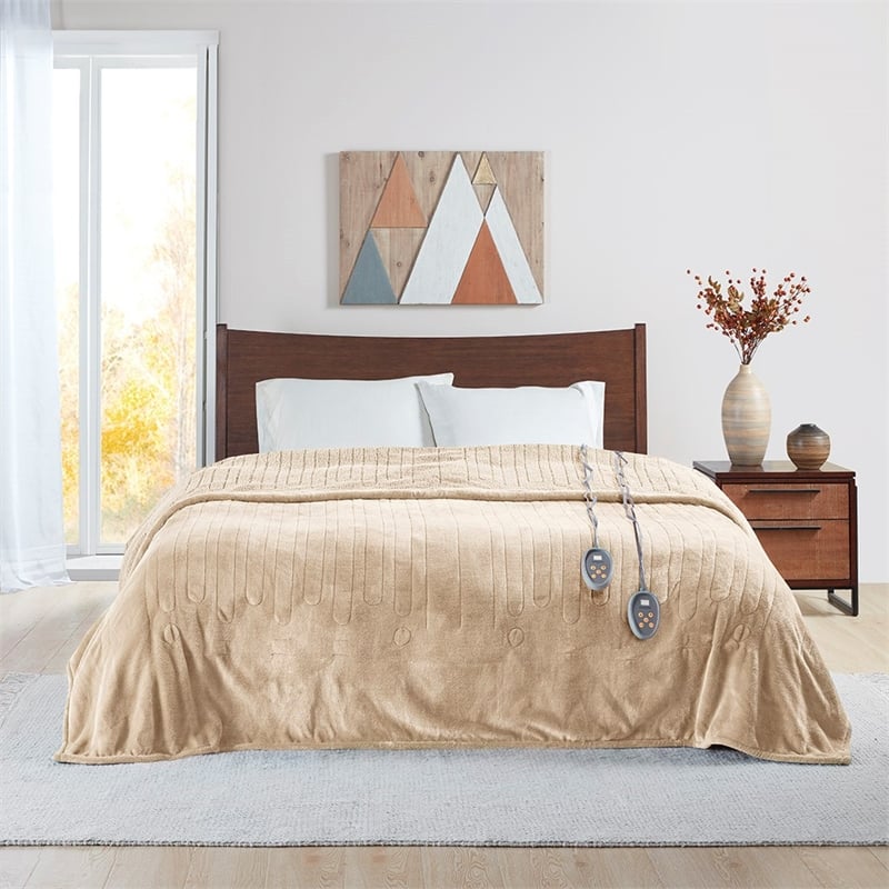 Beautyrest Heated Microlight to Berber Blanket in Tan King