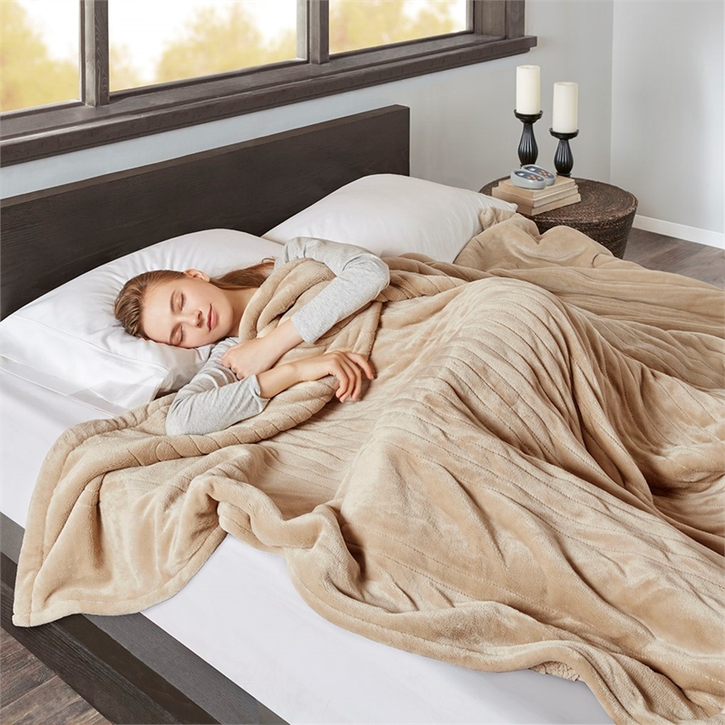 Beautyrest Heated Microlight to Berber Blanket in Tan King