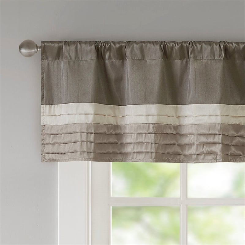 Madison Park Amherst Polyoni Pintuck Window Valance in Natural