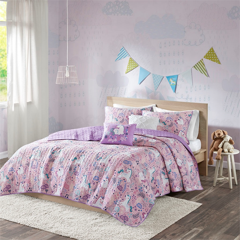 Urban Habitat Lola Unicorn Cotton Quilt Set with Throw Pillows in Pink