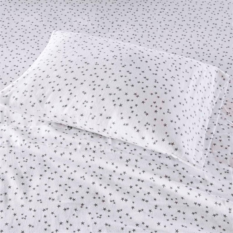 Intelligent Design Cozy Soft Cotton Flannel Printed Sheet Set in Gray/White