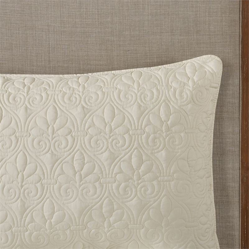 Madison Park Quebec 3-Piece Fabric Fitted Bedspread Set in Cream