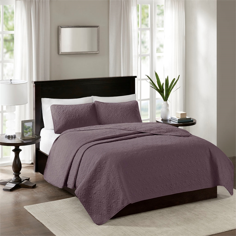 Madison Park Quebec Transitional Fabric Reversible Quilt Set in Purple