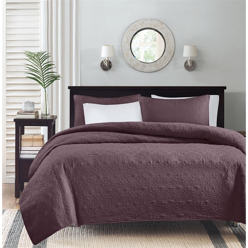 Madison Park Quebec Transitional Fabric Reversible Quilt Set in Purple