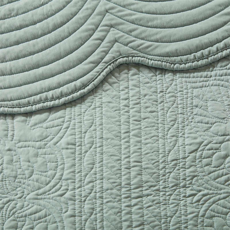 Madison Park Tuscany 3-Piece Cotton Scalloped Edge Quilt Set in Seafoam
