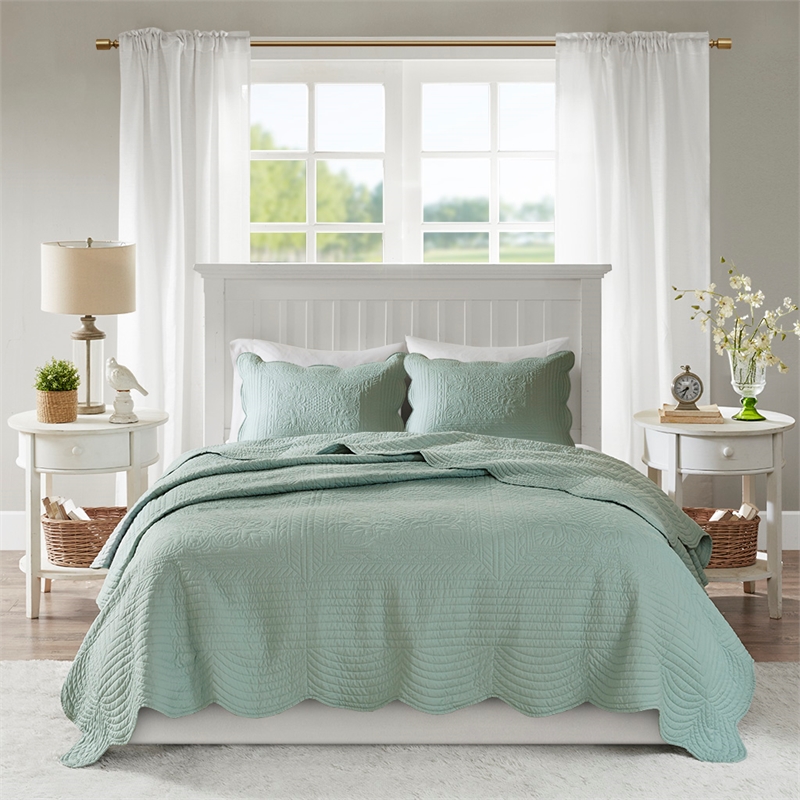 Madison Park Tuscany 3-Piece Cotton Scalloped Edge Quilt Set in Seafoam