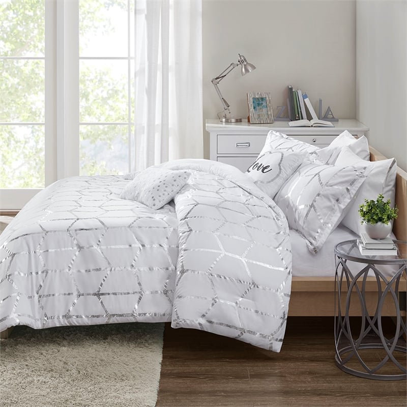 Intelligent Design Raina Fabric Metallic Printed Comforter Set in White/Silver