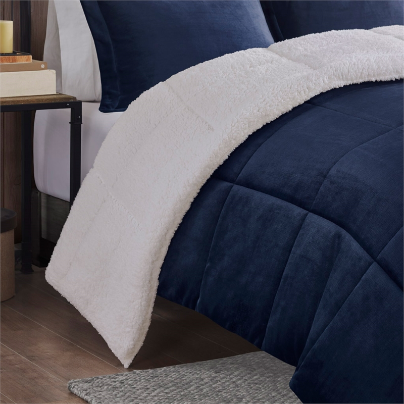 Woolrich Alton 4-Piece Fabric King Down Alternative Comforter Set in Navy