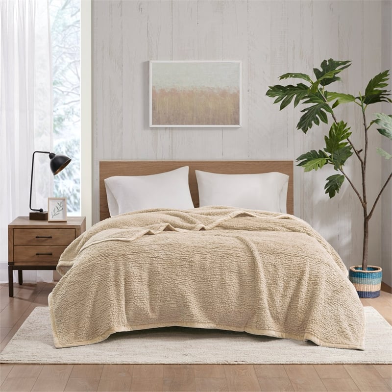Woolrich Burlington Contemporary Solid Berber Fabric Full/Queen Blanket in Tan