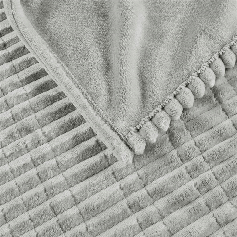 Serta Contemporary Solid Corded Plush Fabric Twin Heated Blanket in Gray