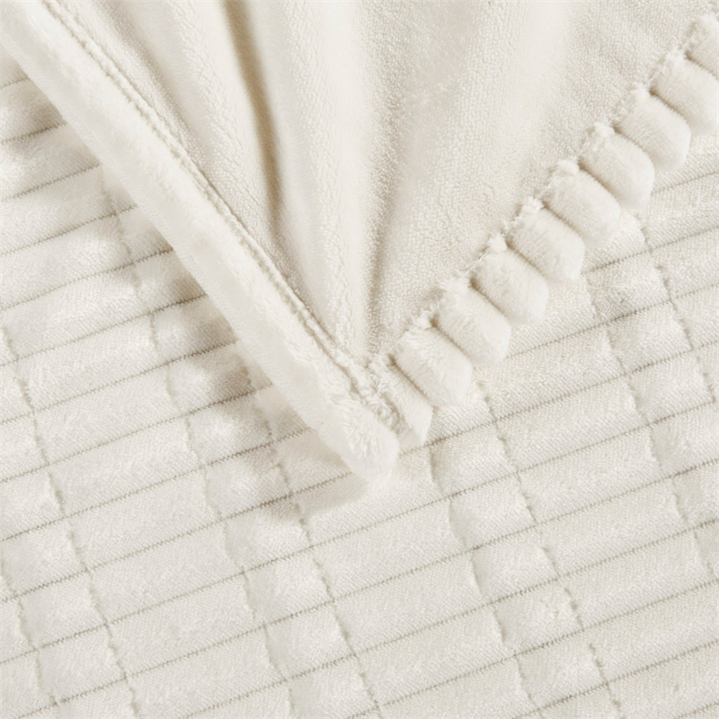 Serta Contemporary Solid Corded Plush Fabric King Heated Blanket in Ivory